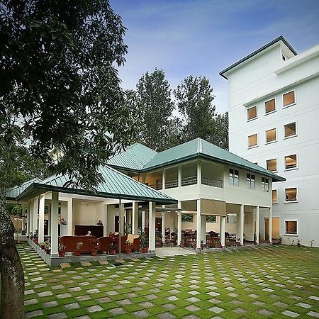 טקאדי Peppervine Hotel מראה חיצוני תמונה