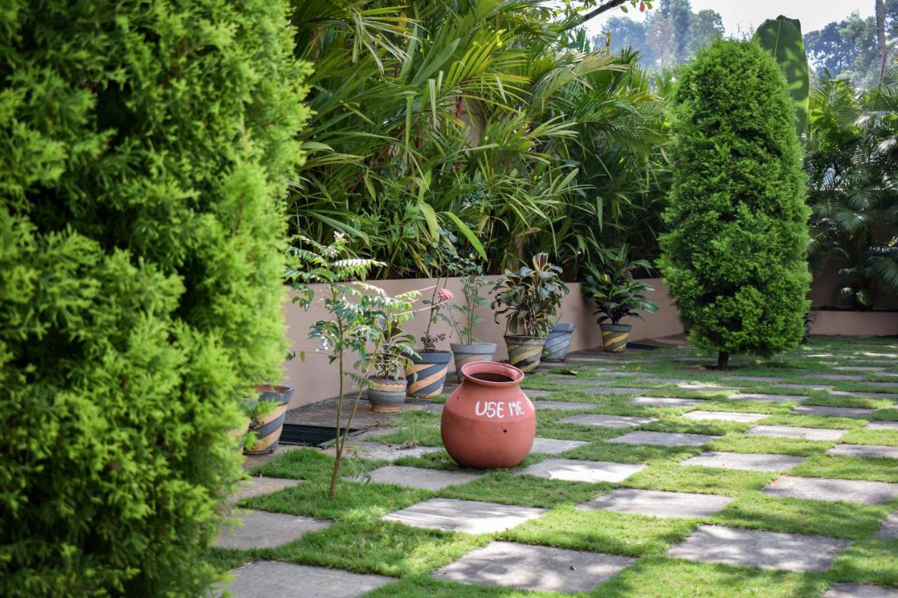 טקאדי Peppervine Hotel מראה חיצוני תמונה