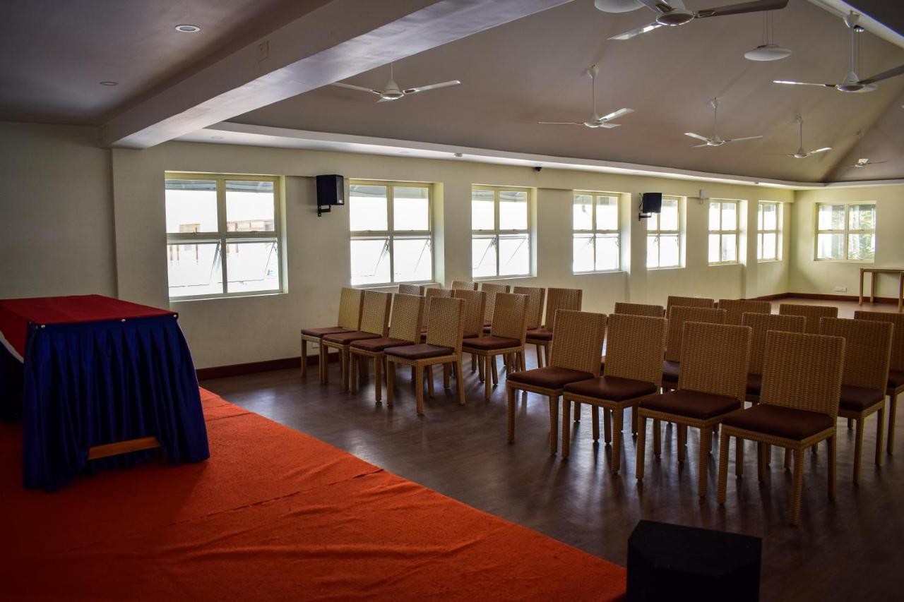 טקאדי Peppervine Hotel מראה חיצוני תמונה