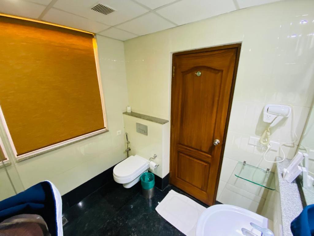 טקאדי Peppervine Hotel מראה חיצוני תמונה