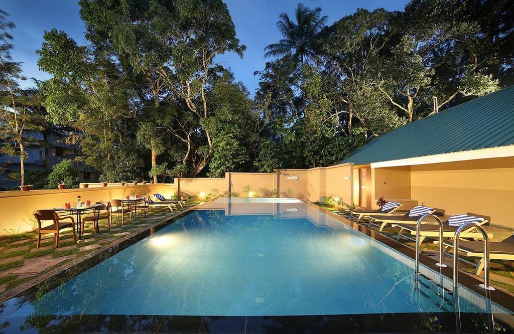 טקאדי Peppervine Hotel מראה חיצוני תמונה